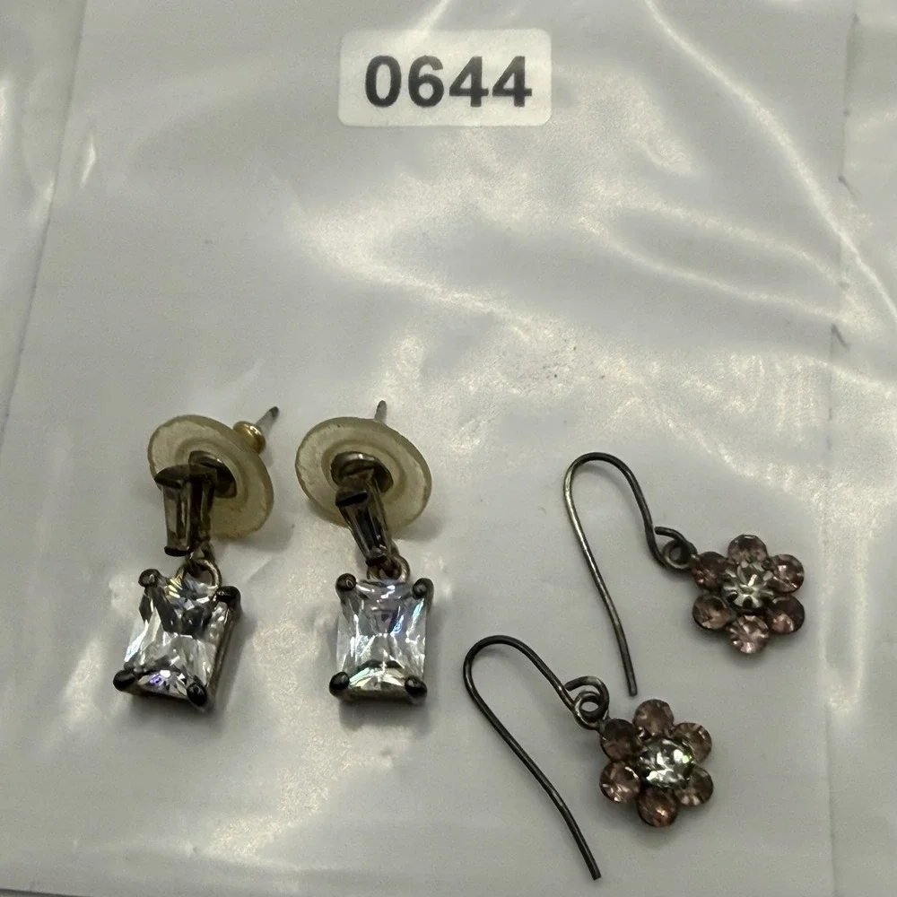 Vintage Rhinestone Earrings Two Pairs‎ Pierced Dangle Clear Pink Flower